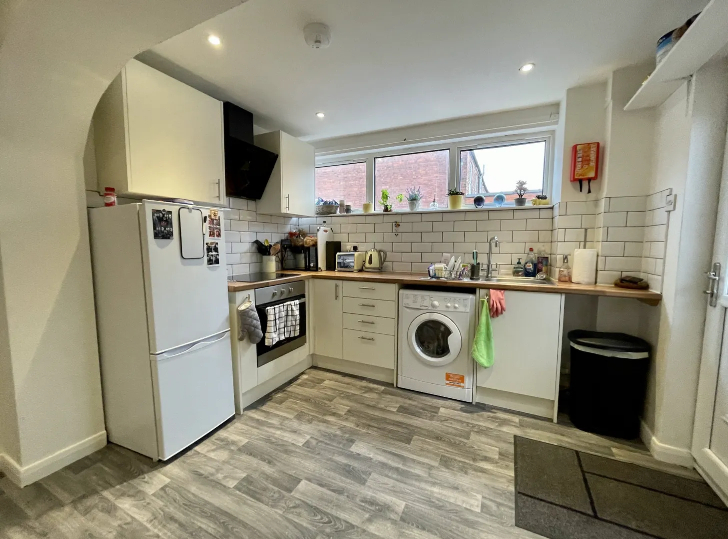 Spacious 2 Bed House // JUL 2026 - Image 1